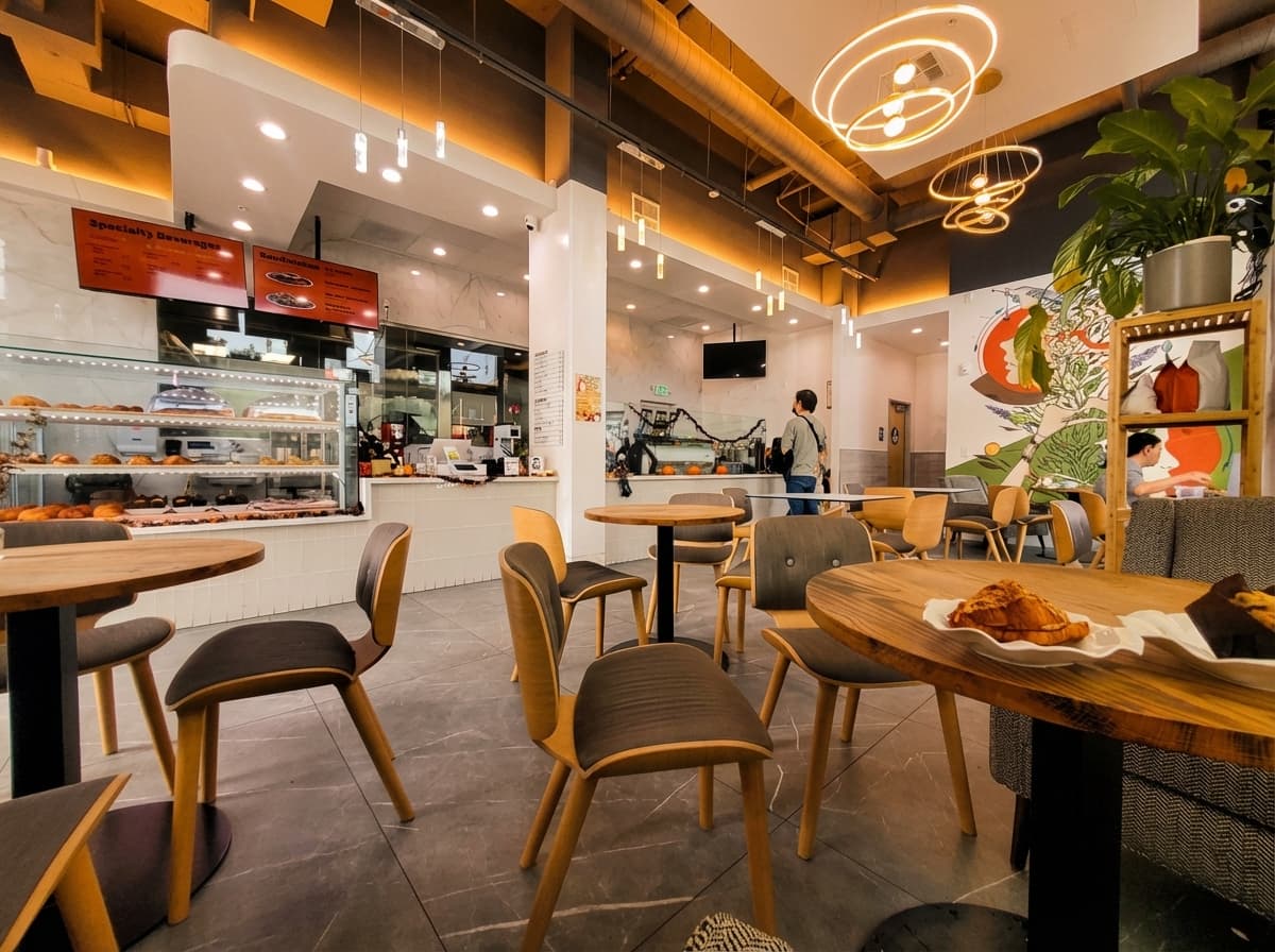 The café on Monroe